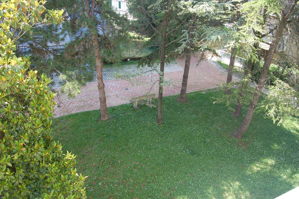 Appartamento Elegance Λινιάνο Σαμπιαντόρο Εξωτερικό φωτογραφία